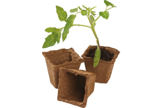 garland-48-х-8см-квадратни-биоразградими-саксии (1)